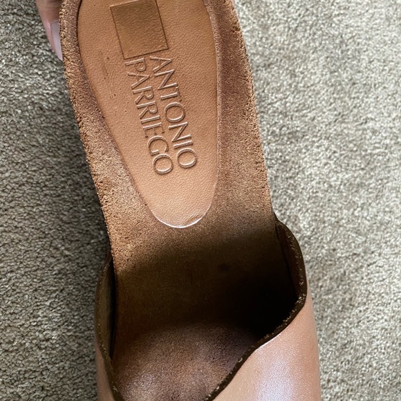 Shoes - Picture 2 of 3